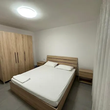 Deluxe * Πρεμετή